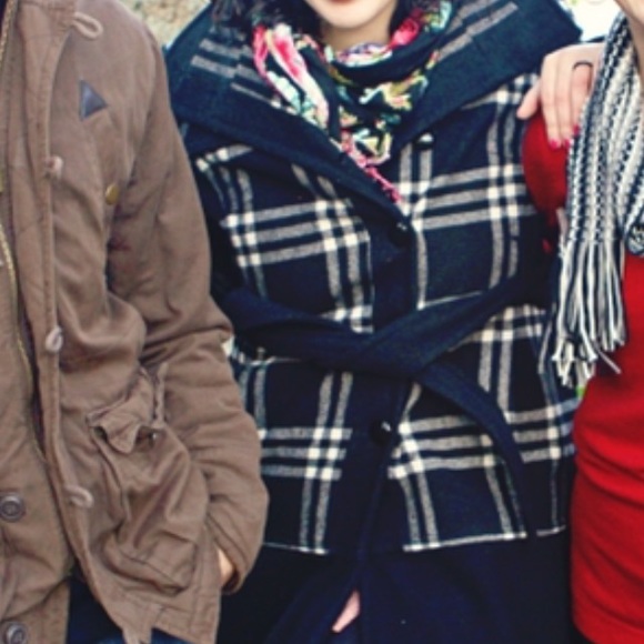 Plaid Jacket - Picture 2 of 5